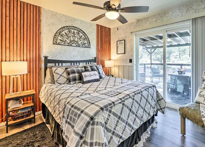 Holiday home Hot Tub & Deck: Pet-friendly In Payson