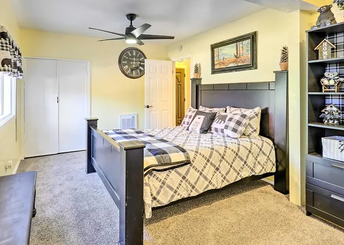 Holiday home Hot Tub & Deck: Pet-friendly In Payson